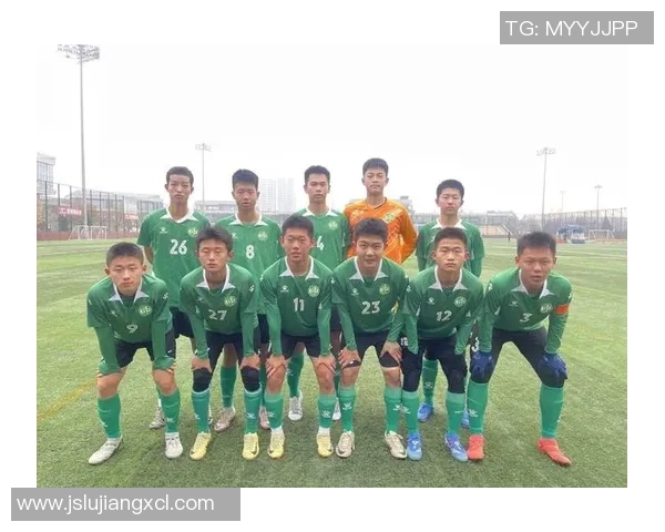 西安足球队在世界锦标赛积分榜上以75分稳居第一名展现强劲实力